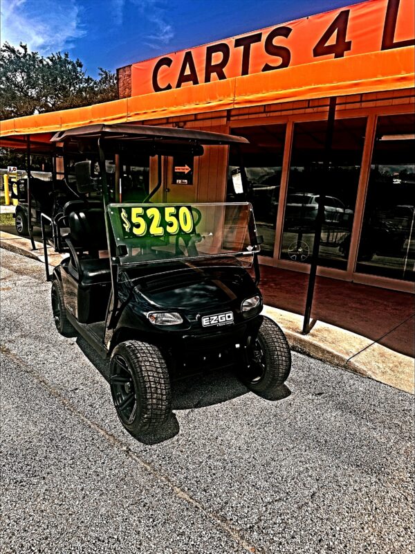 2021 EZGO Valor - 4 Passenger - Electric