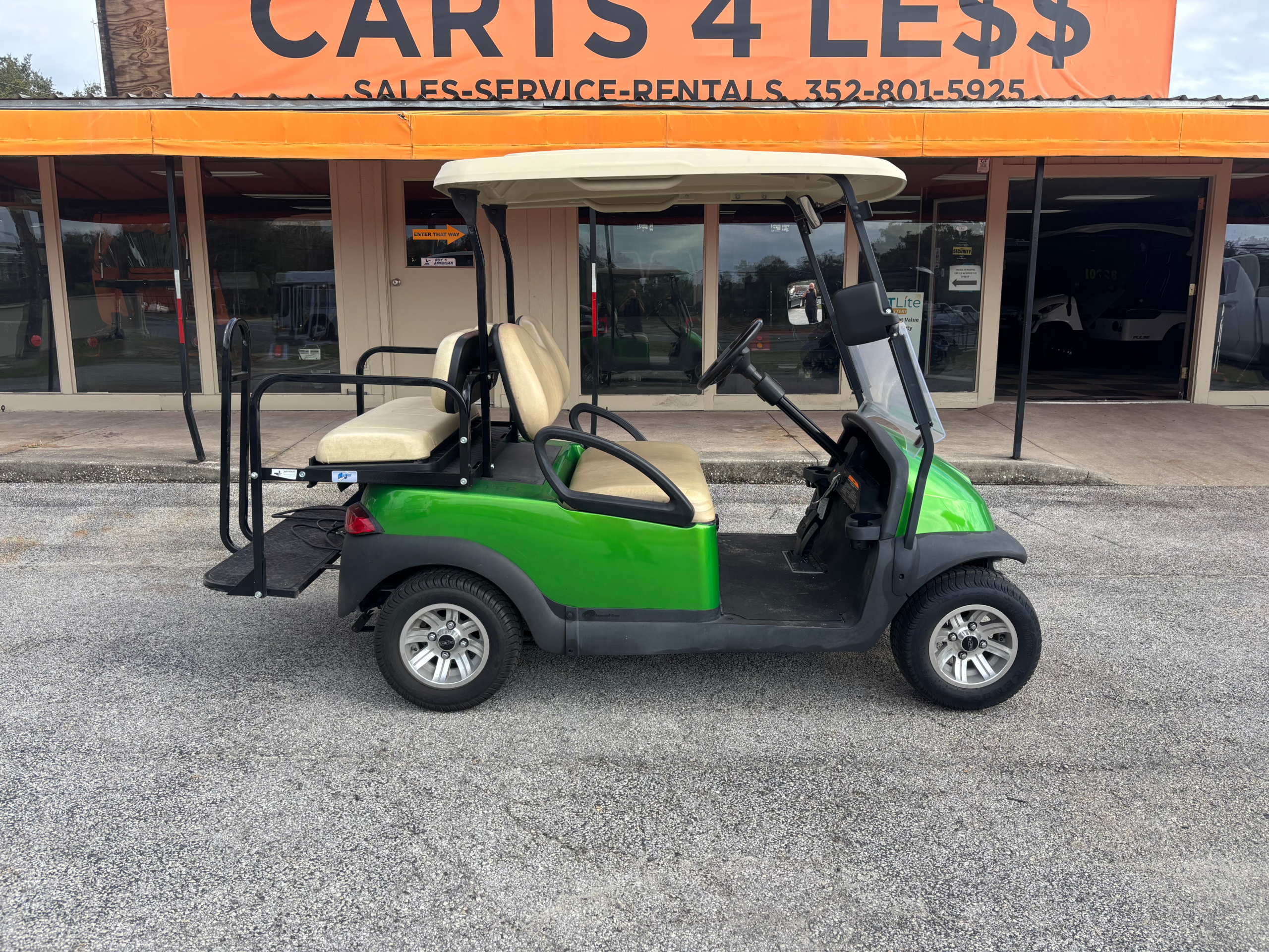 2016 Club Car Precedent - 4 Passenger - Electric - Image 4